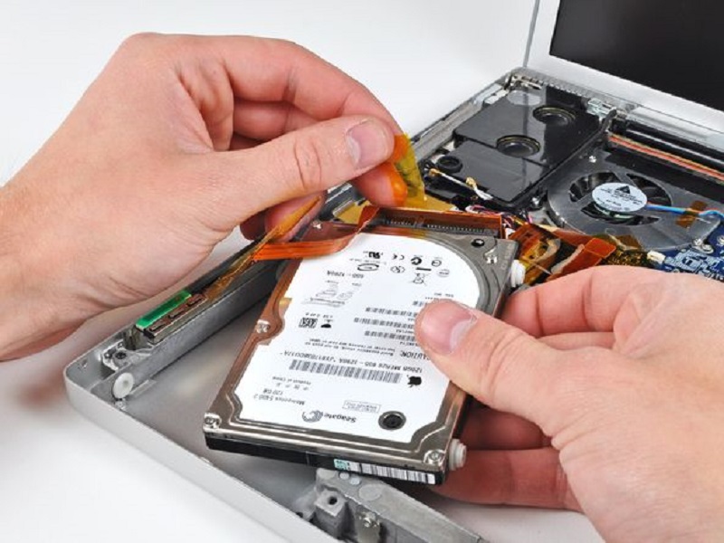 macbook laptop hdd