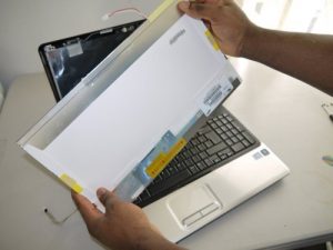 Dell Laptop LED Screen Repair Service In Hyderabad,